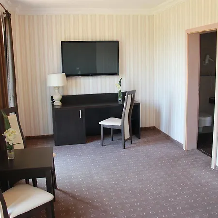 Hotel Waldhotel- 3*