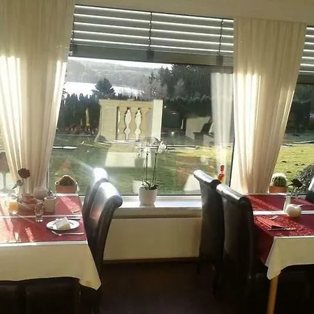 Waldhotel- Hotel